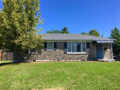809 Oak Hill Dr