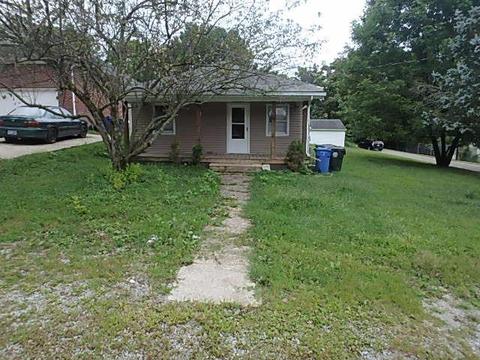 1119 Highland Park Dr