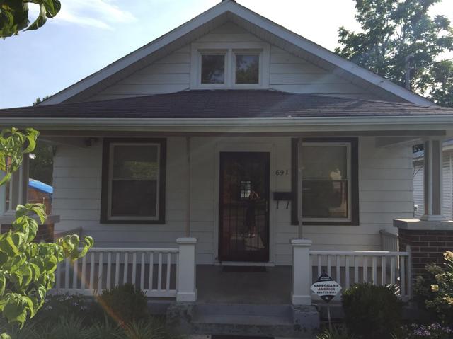 864 W High St