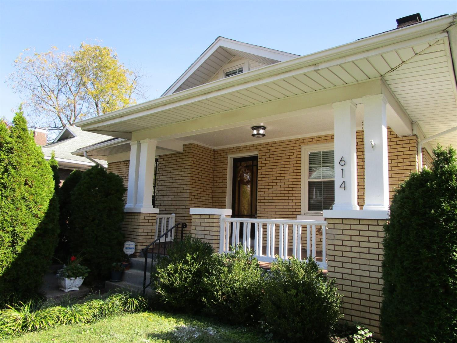 614 Price Ave