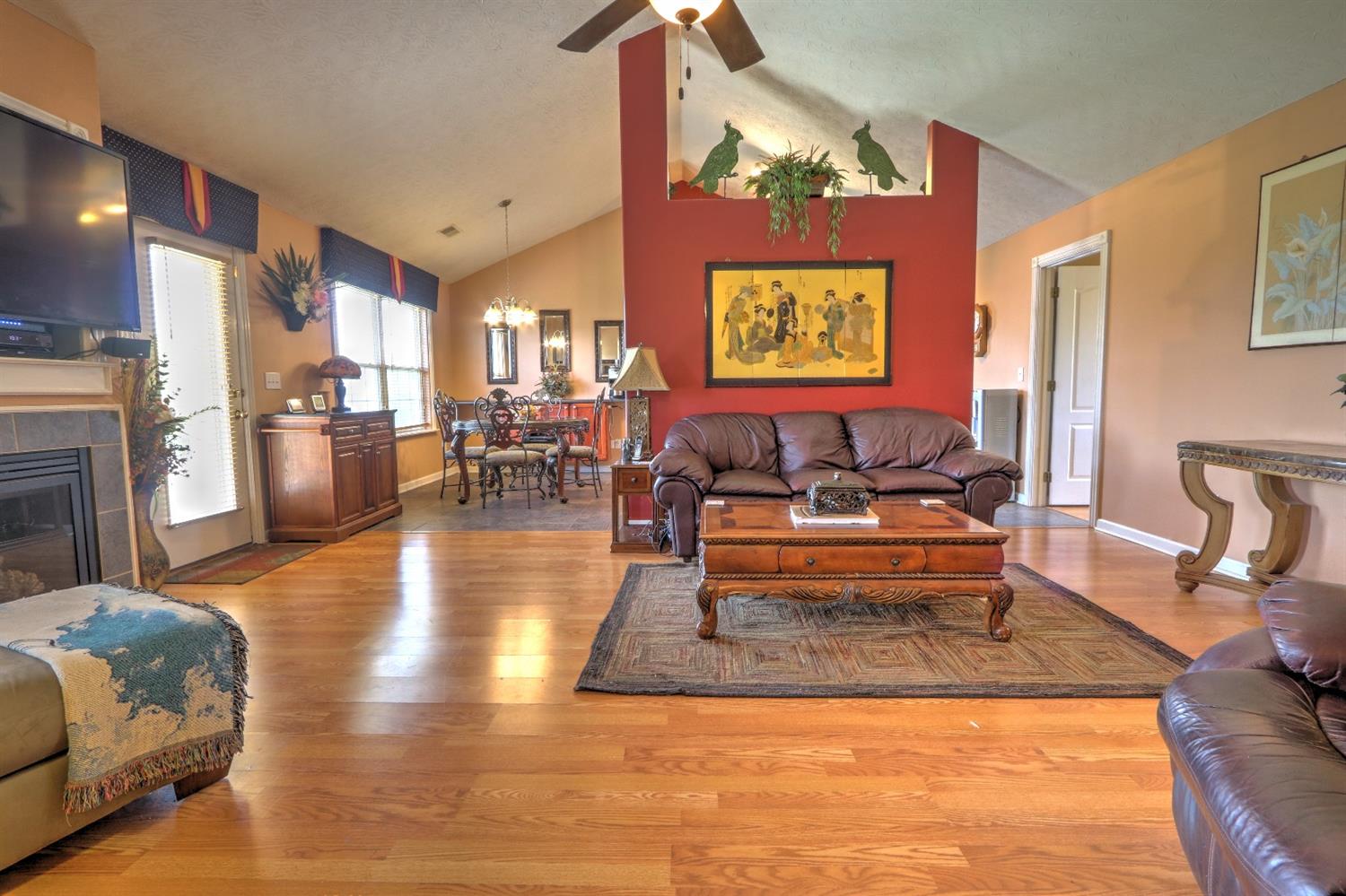 161 Towne Center Dr