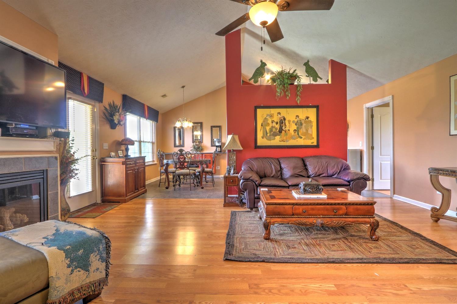 161 Towne Center Dr
