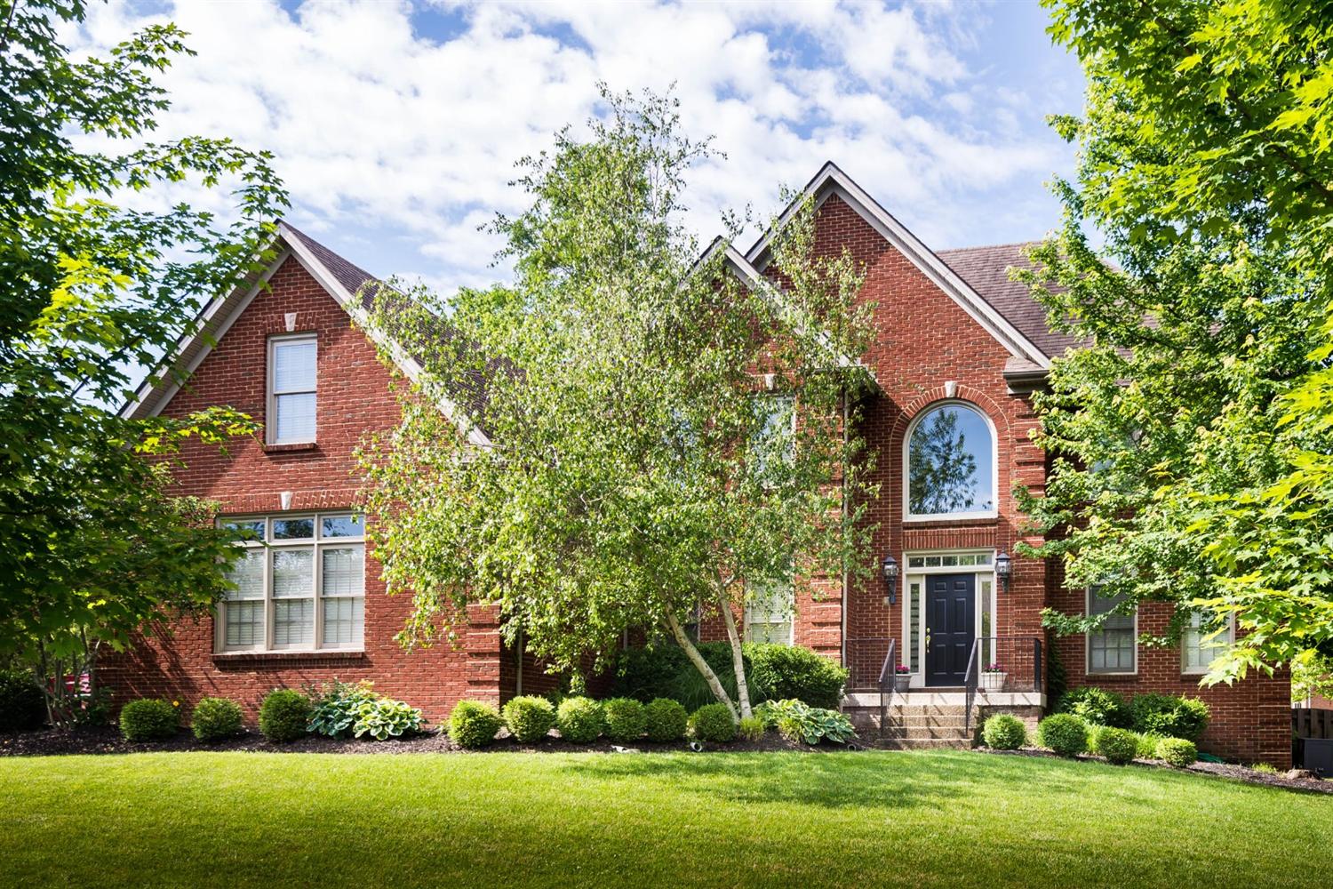 For Sale: 1300 Smyrna Ln Lexington, KY 40513