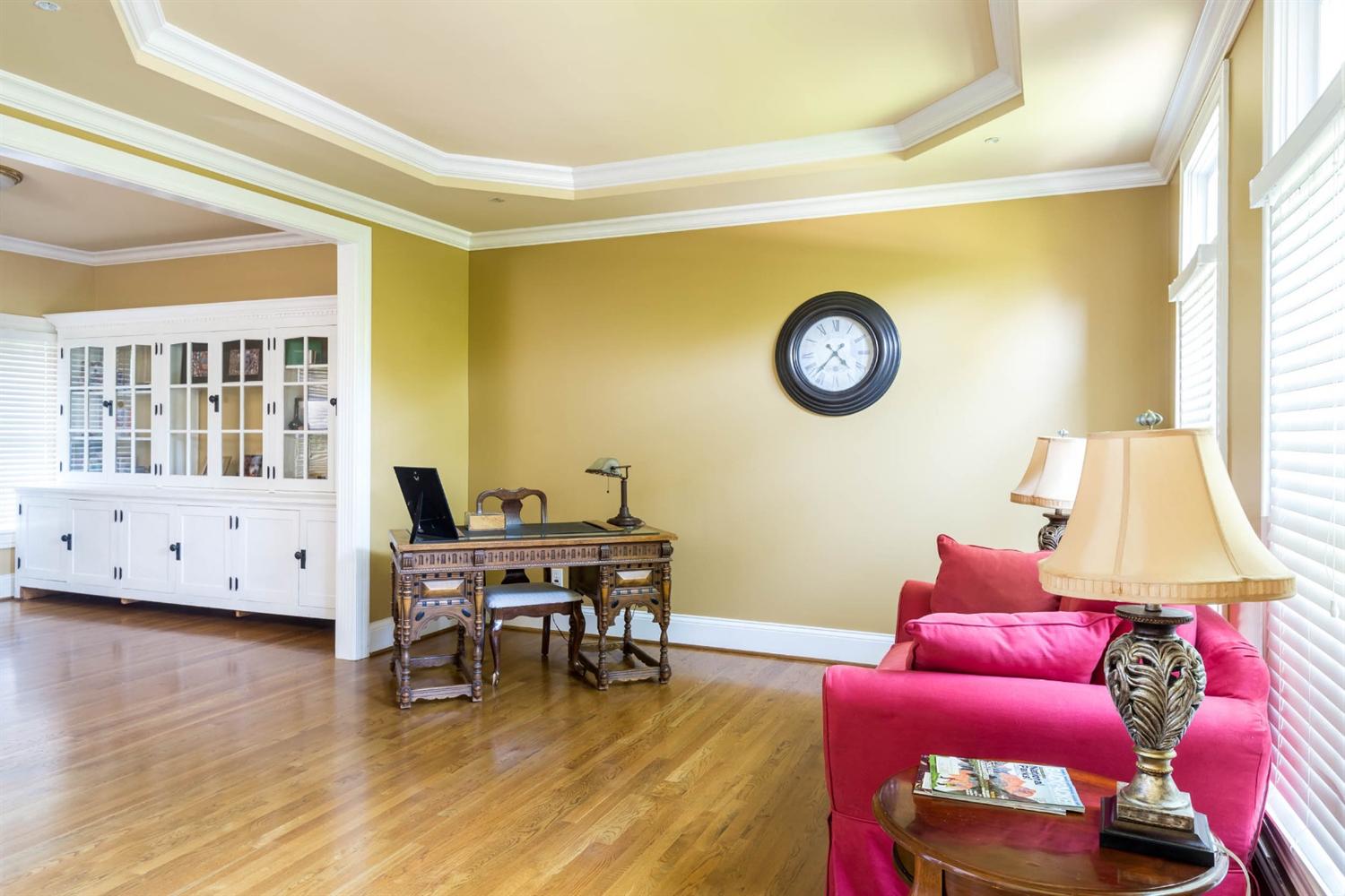 For Sale: 1300 Smyrna Ln Lexington, KY 40513