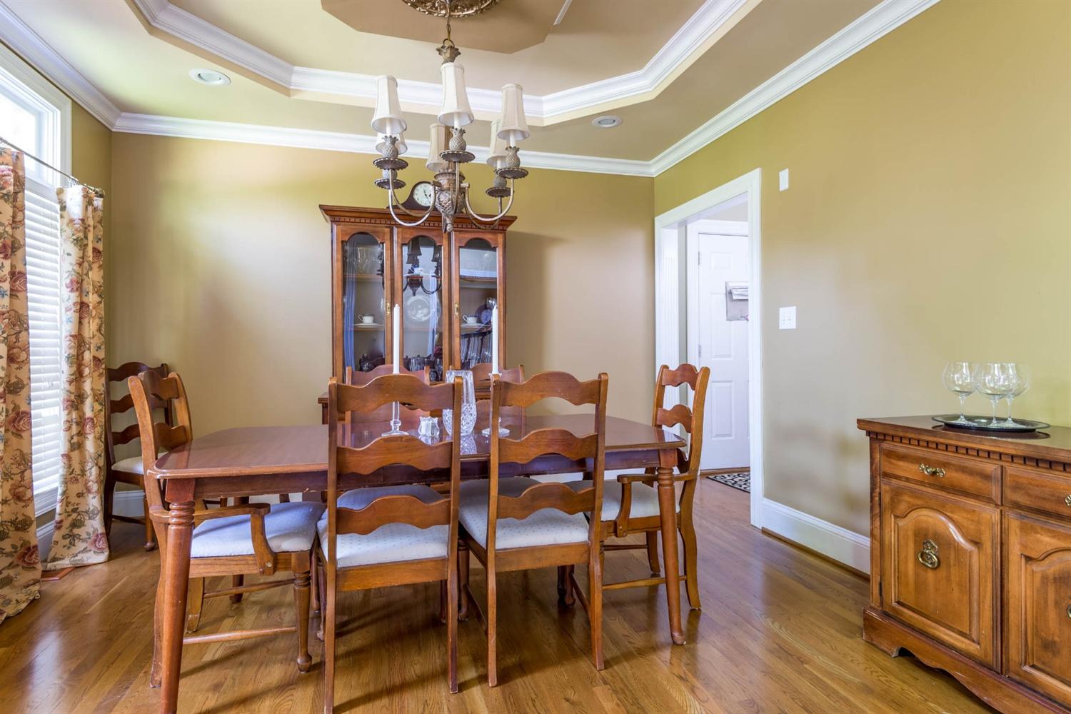 For Sale: 1300 Smyrna Ln Lexington, KY 40513