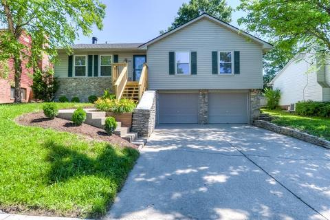 3808 Plum Ln