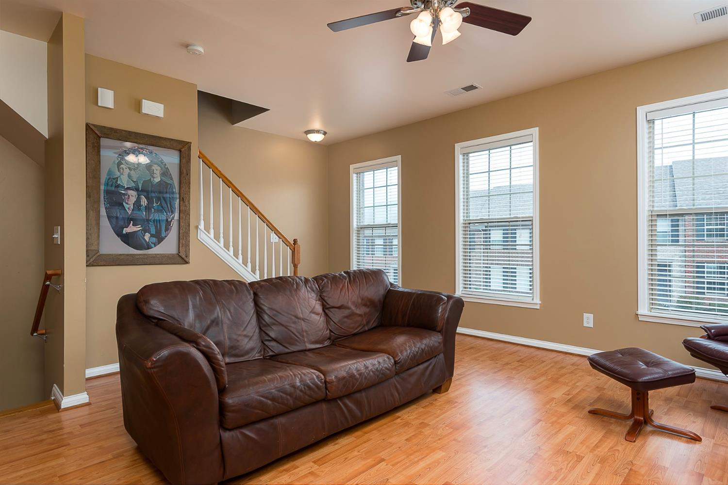 3604 Niles Dr