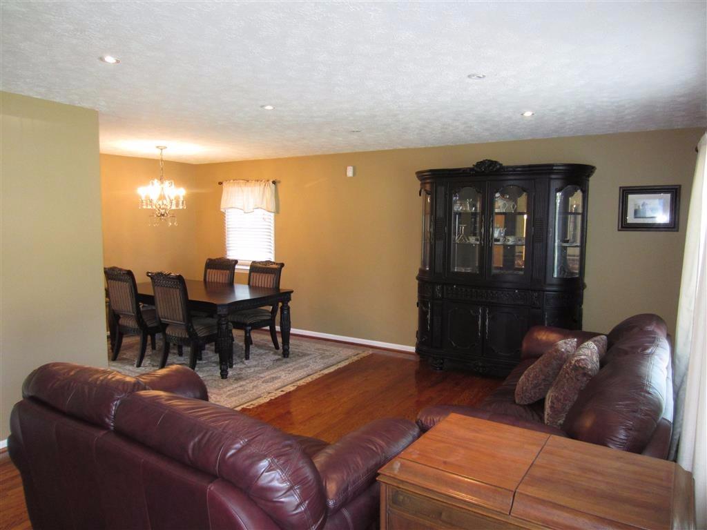 3284 Glacier Cir