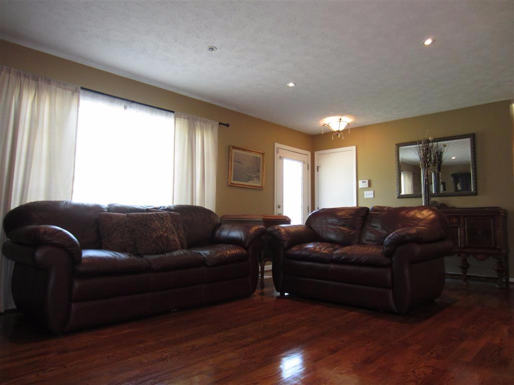3284 Glacier Cir