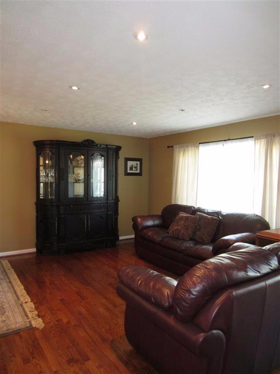 3284 Glacier Cir