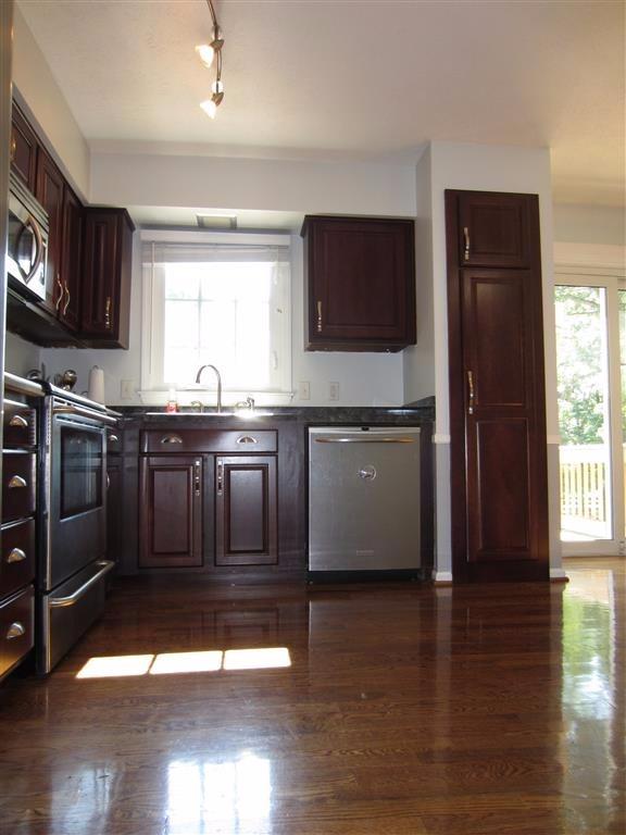 3284 Glacier Cir