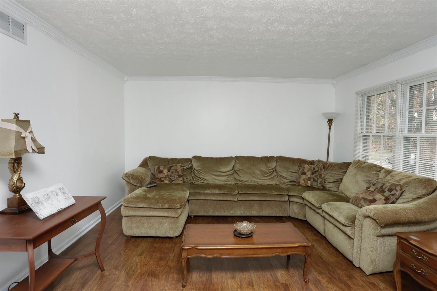 1324 Canonero Dr