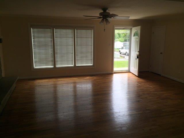 406 College Park Dr