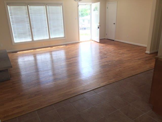 406 College Park Dr