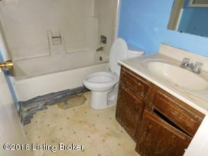For Sale: 307 Patricia St Frankfort, KY 40601