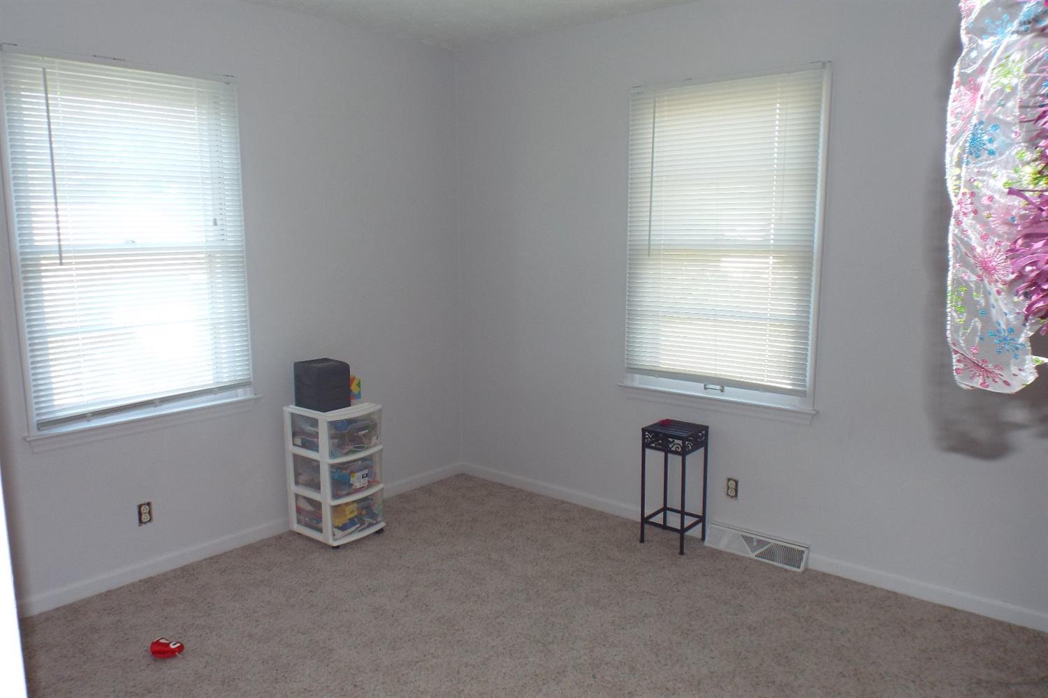2260 Louisville Rd