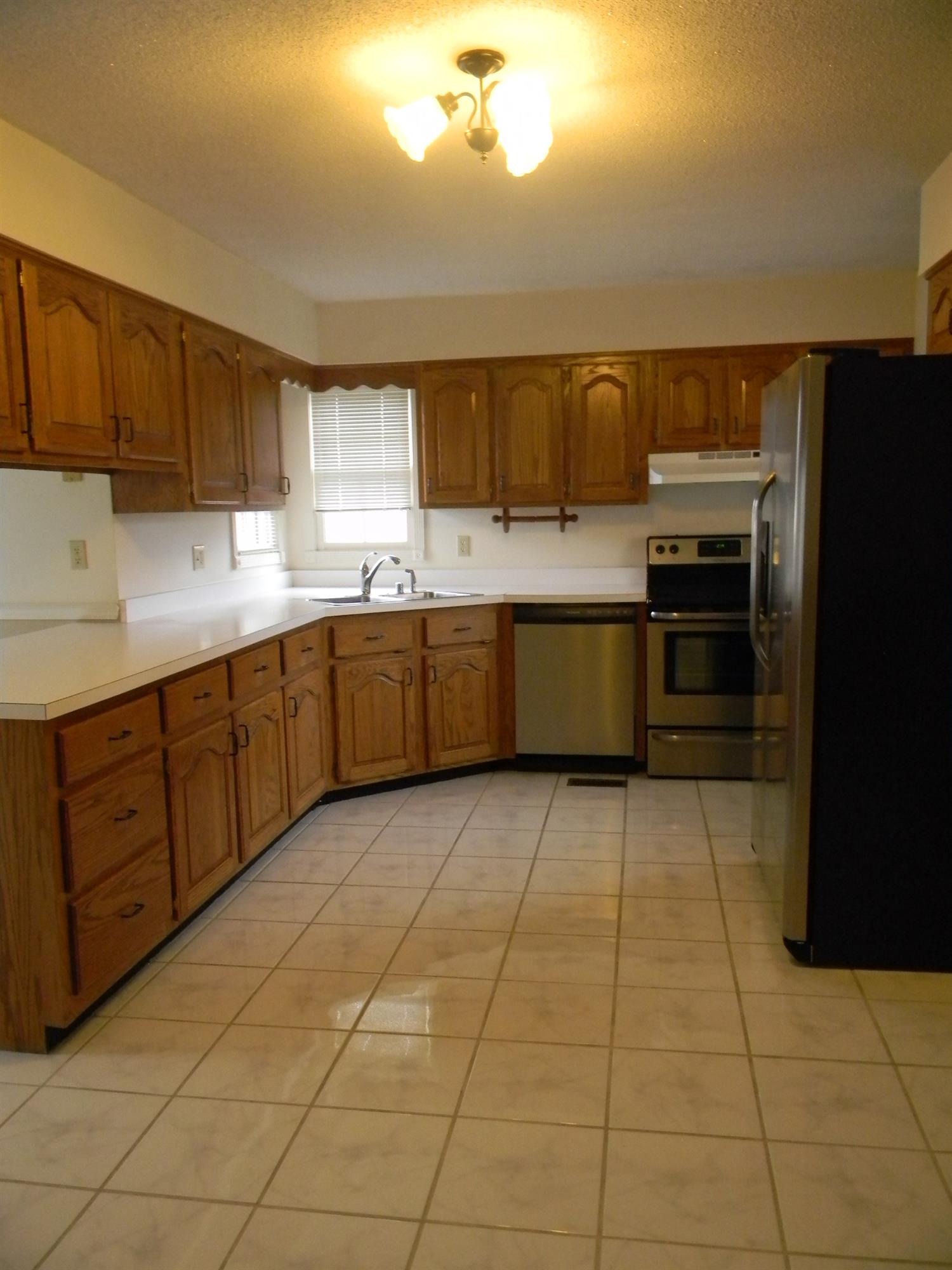 39 Emerald Dr