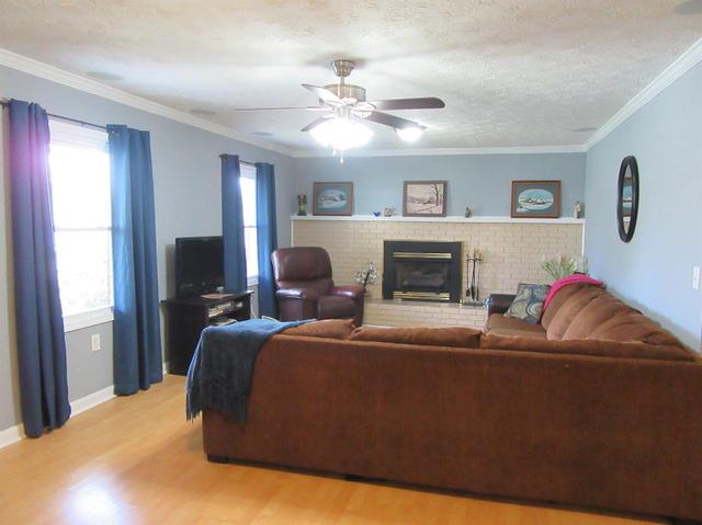 1745 O H Black Ln