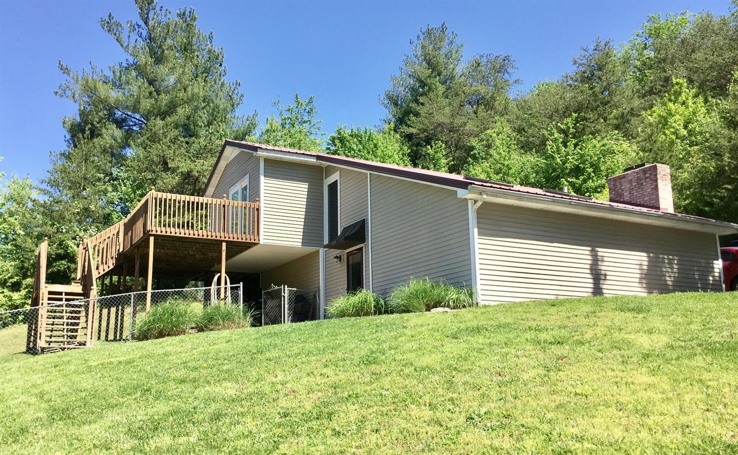 503 Fields Ln