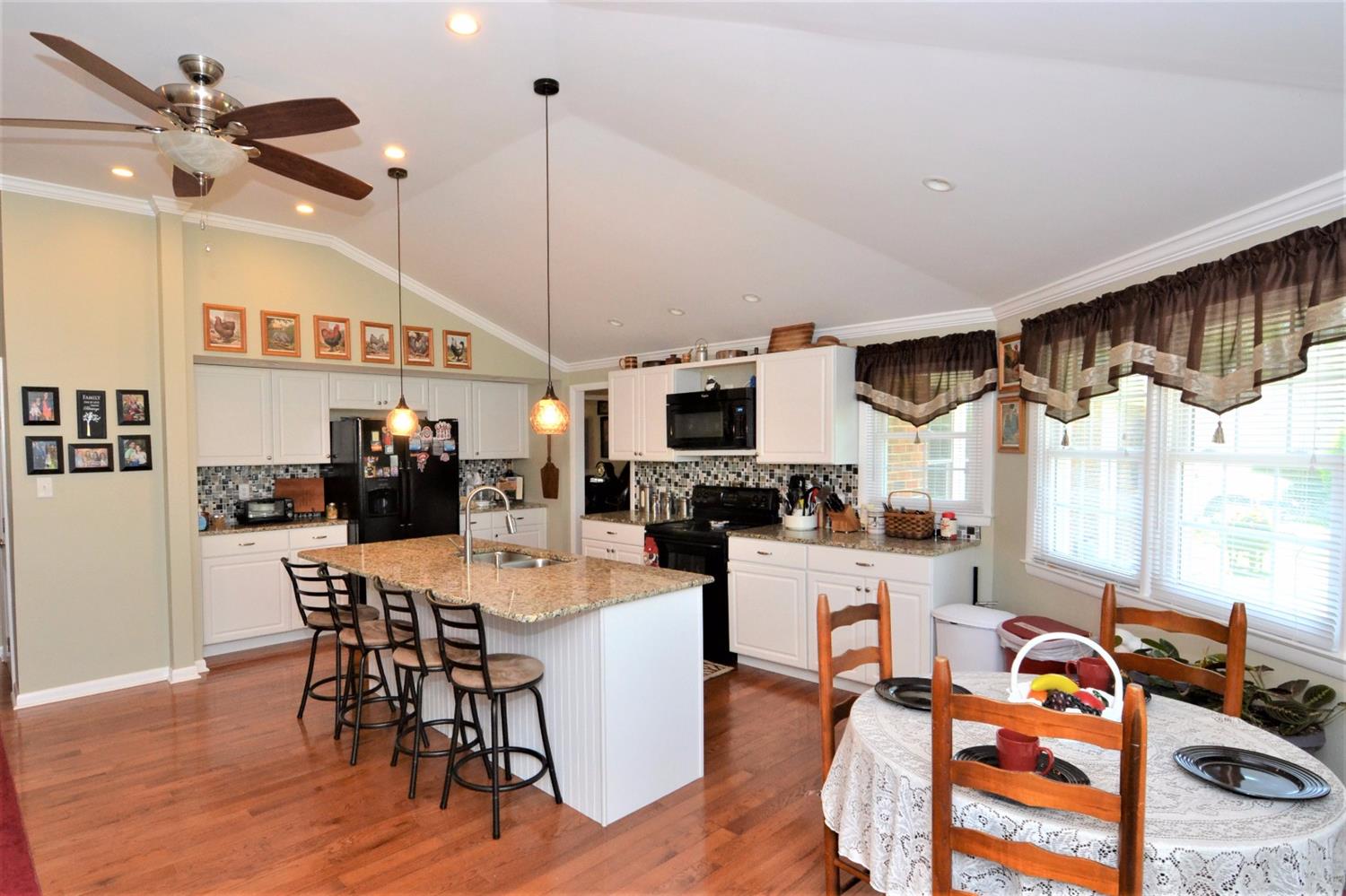 400 N Dividing Ridge Rd