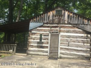 For Sale: 8 Twin Oaks Dr Mammoth Cave, KY 42259