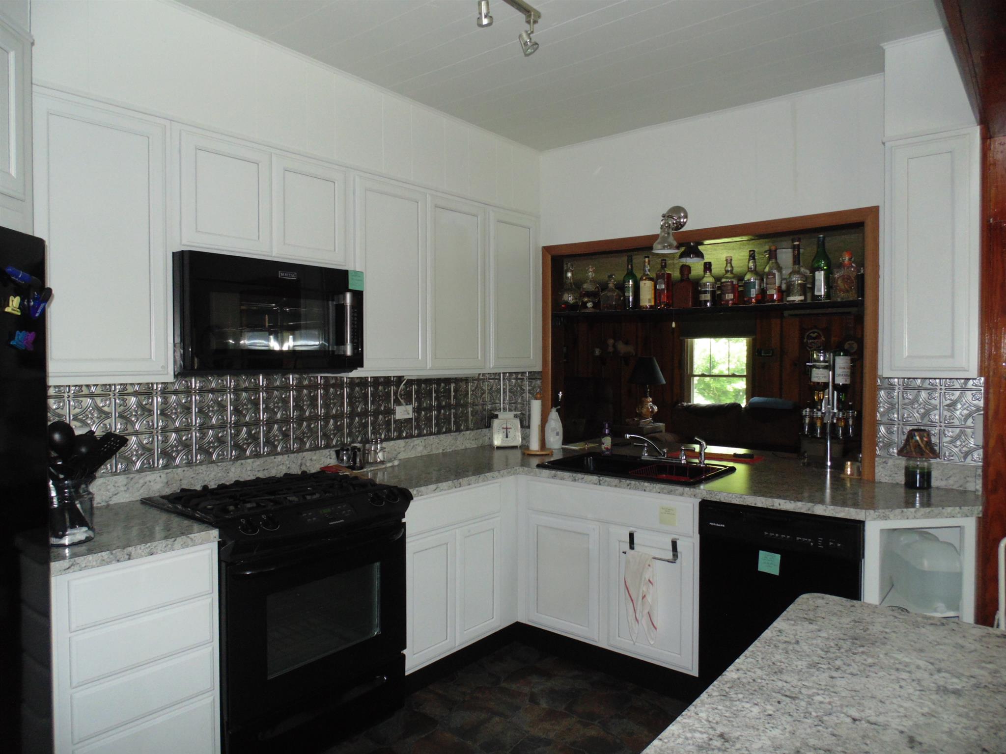For Sale: 16507 Dawson Rd Dawson Springs, KY 42408