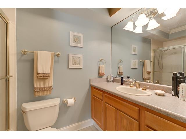 2601 Metairie Lawn Dr