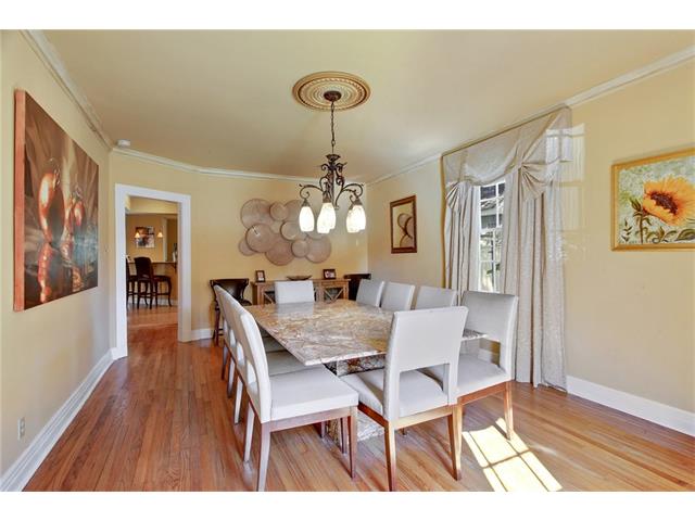 216 W Livingston Pl