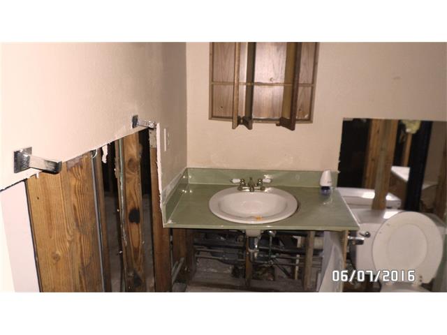 For Sale: 2708 Williamsburg Dr La Place, LA 70068