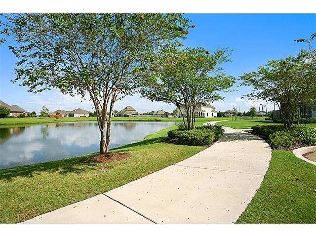 411 Lac Calcasieu Dr