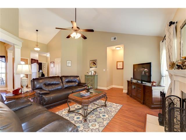 For Sale: 2684 Acadiana Trce Marrero, LA 70072