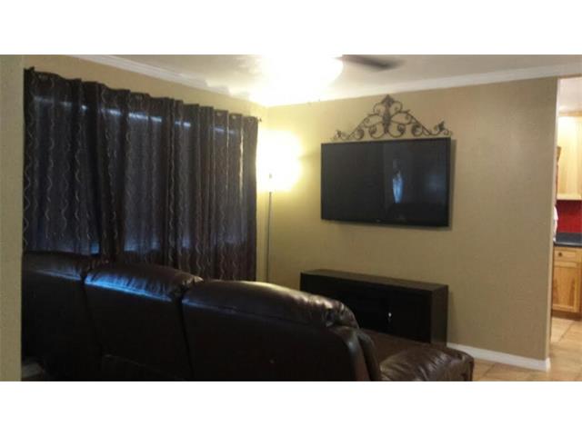 848 Clayton Dr