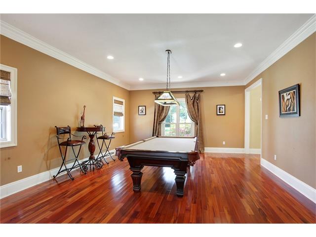 5628 Cherlyn Dr