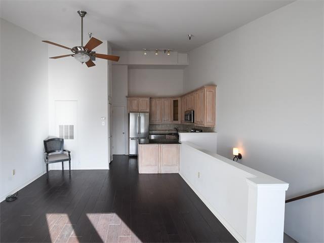 1107 S Peters St #512