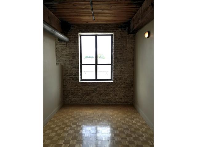 For Sale: 402 Julia St #303 New Orleans, LA 70130