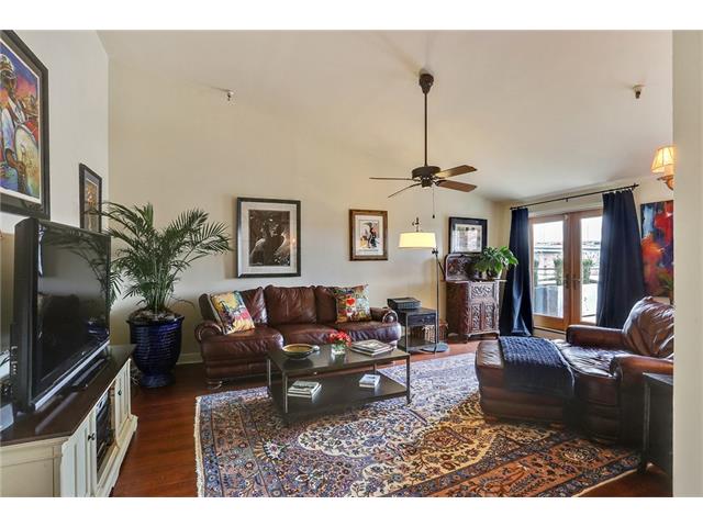 For Sale: 1107 S Peters St #508 New Orleans, LA 70130