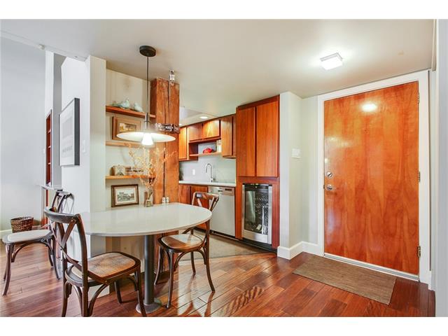 1107 S Peters St #226
