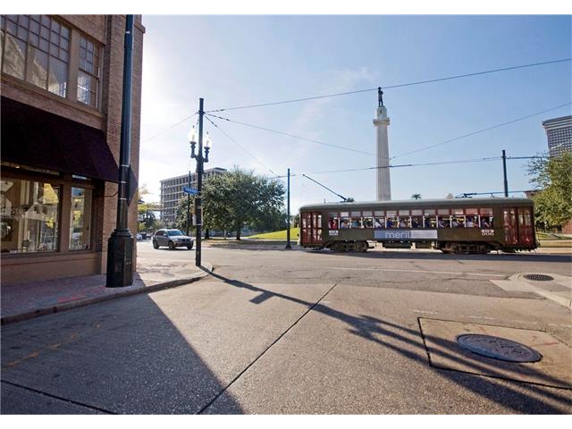 1000 St Charles Ave #2E