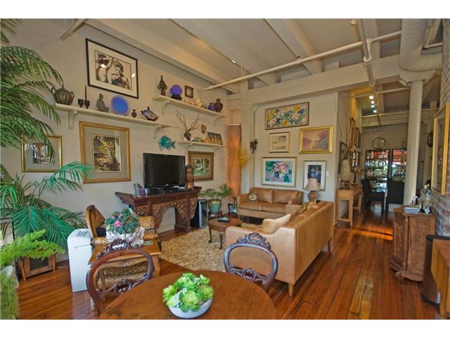 1000 St Charles Ave #2E
