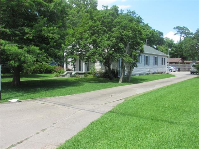 For Sale: 329 Aurora Dr New Orleans, LA 70131