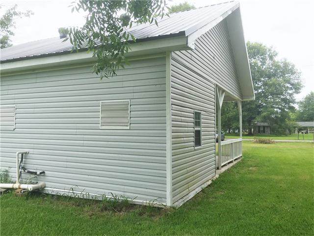 18562 Esterbrook Rd Ponchatoula, LA 70454