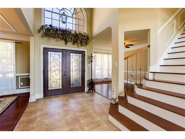 11 Mission Hills Dr