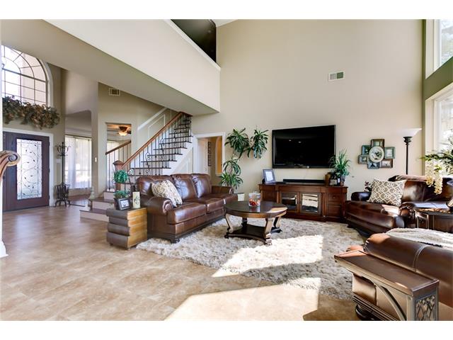 11 Mission Hills Dr