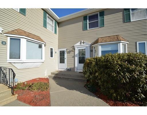 55 Pleasant St #9