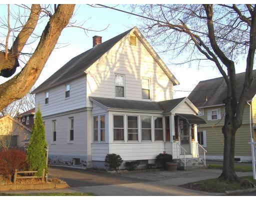 38 King St