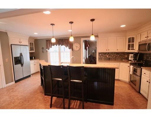 111 Hillcrest Cir