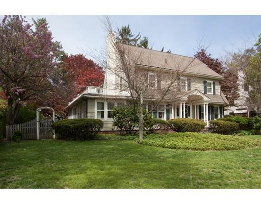 124 Longfellow Dr