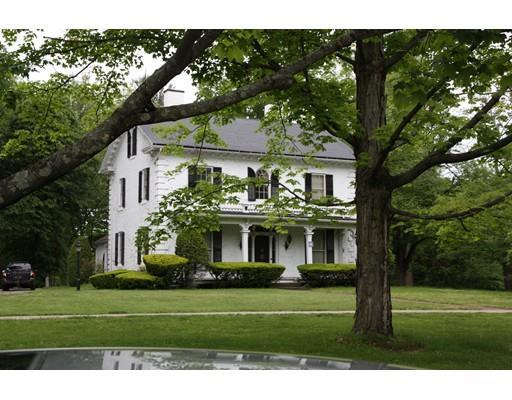 124 Longfellow Dr