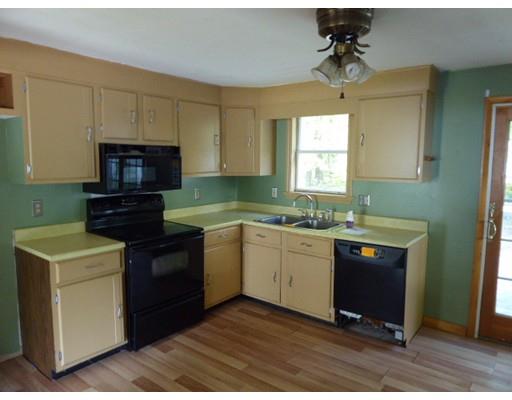 28 Entrybrook Dr