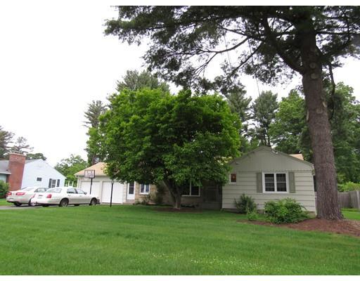 26 Meadowbrook Rd